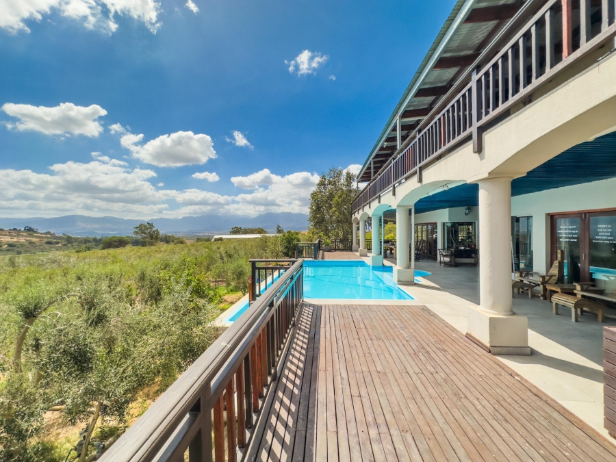 7 Bedroom Property for Sale in Windmeul Western Cape